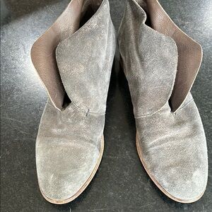 Coclico gray suede booties size 39.5